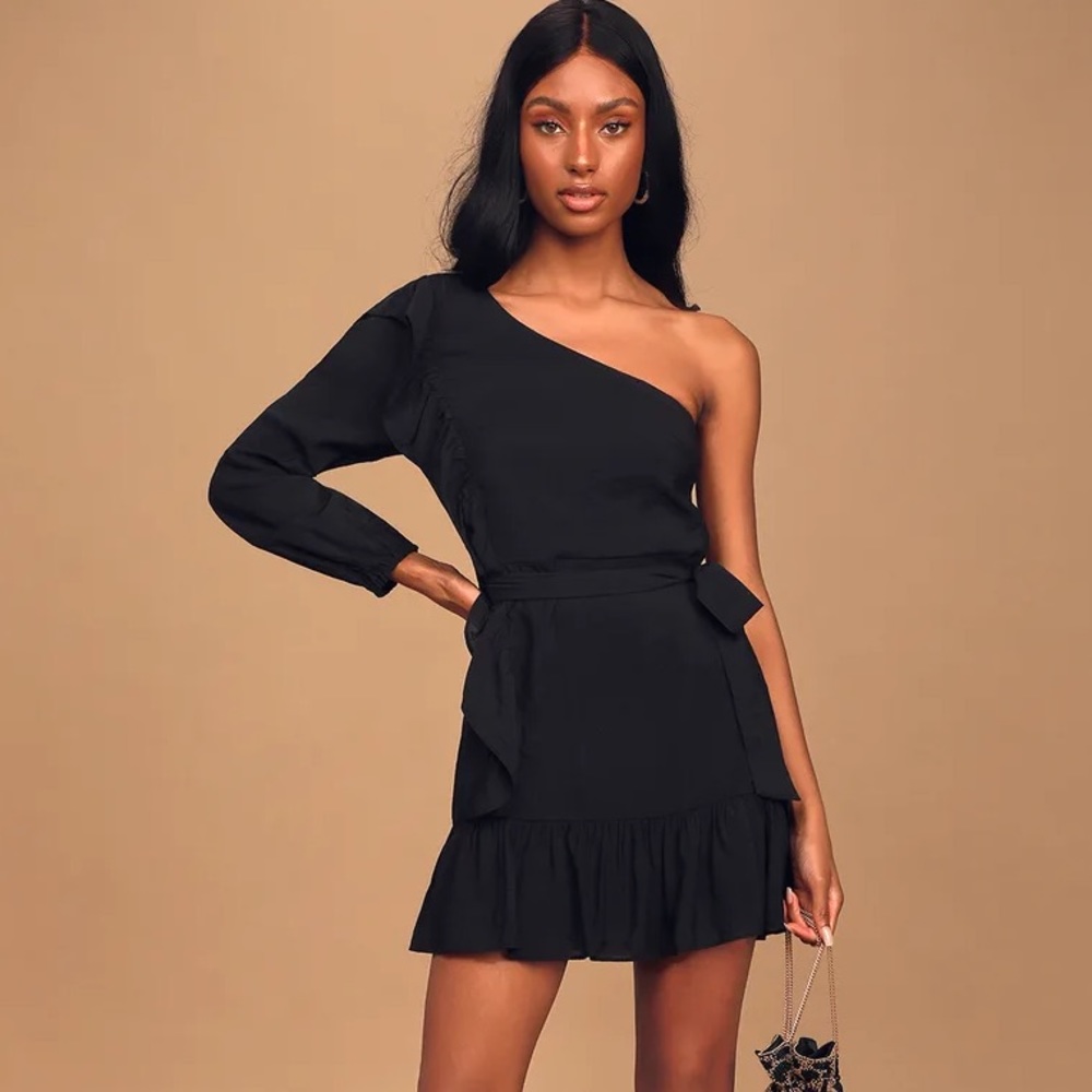 Lulus Weekend wonder black one shoulder dress